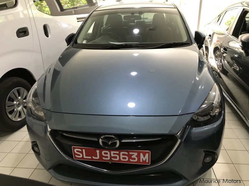 Mazda 2 - BLUE in Mauritius