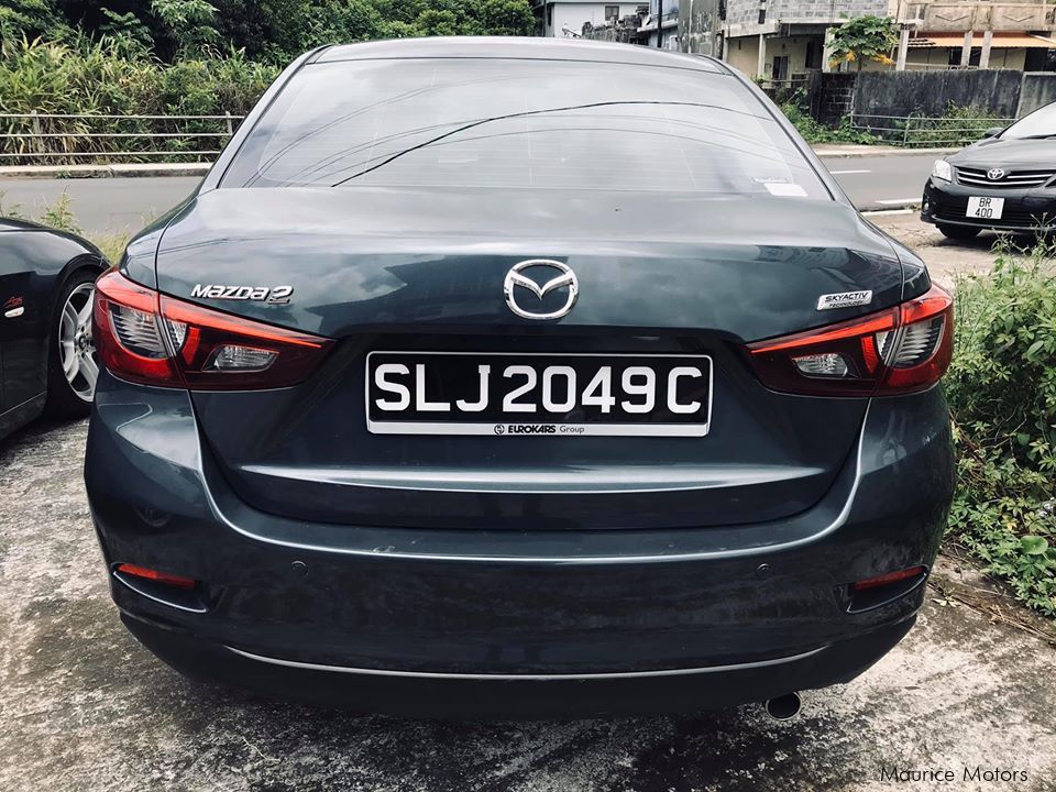 Mazda 2 DELUXE SKYACTIV SEDAN 1.5 LED in Mauritius