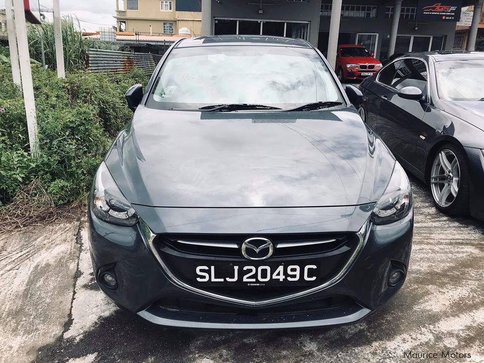 Mazda 2 DELUXE SKYACTIV SEDAN 1.5 LED in Mauritius