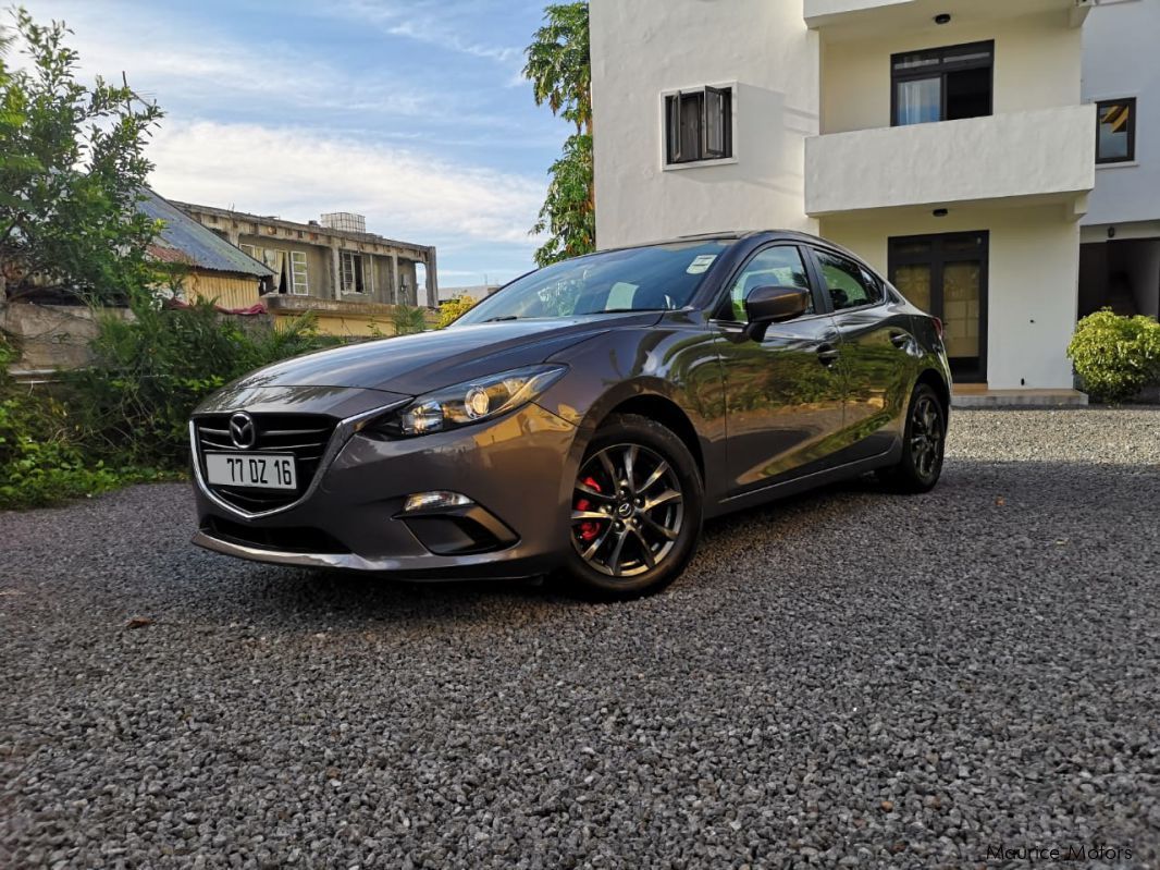 Mazda 3, Axela in Mauritius