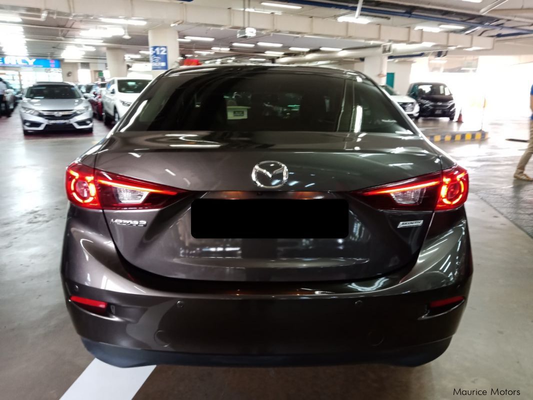 Mazda 3 Deluxe SkyActiv in Mauritius