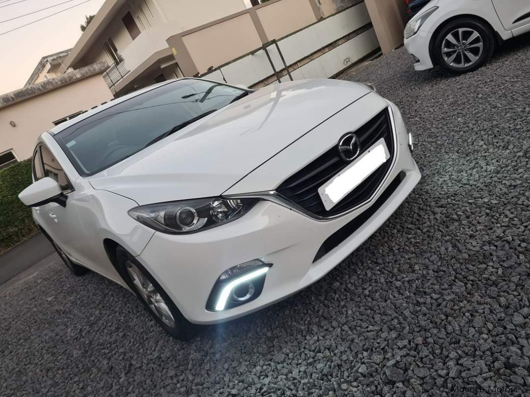 Mazda 3 Skyactiv in Mauritius