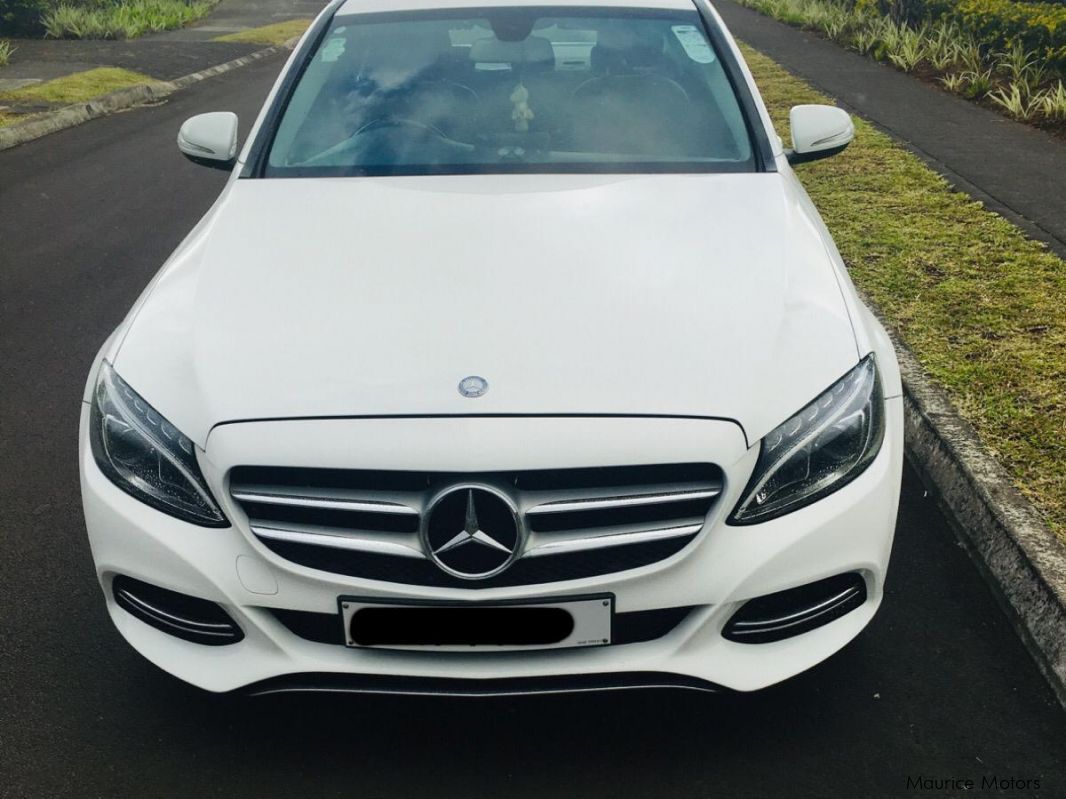 Mercedes-Benz C180 Avantgarde W 205 in Mauritius