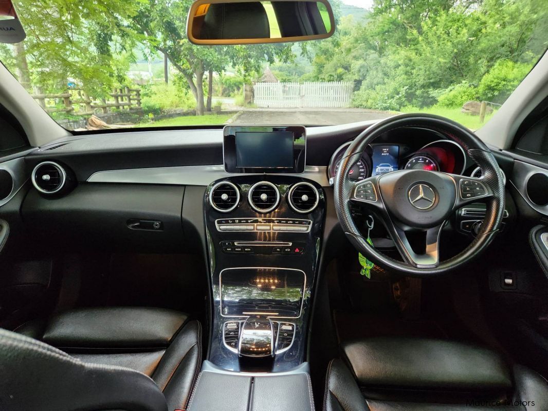 Mercedes-Benz C180 in Mauritius