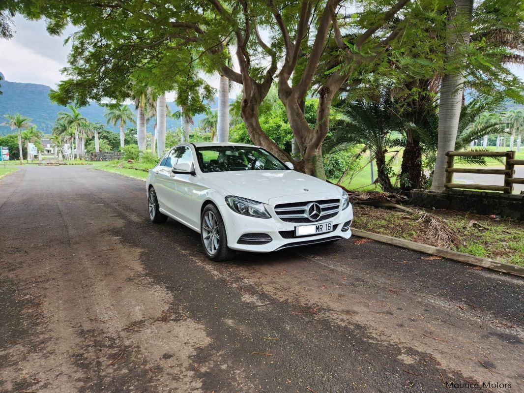 Mercedes-Benz C180 in Mauritius