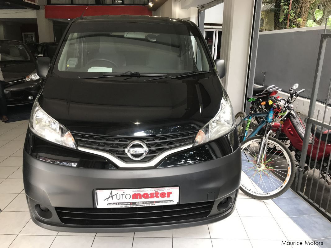 Nissan NV200 - BLACK in Mauritius