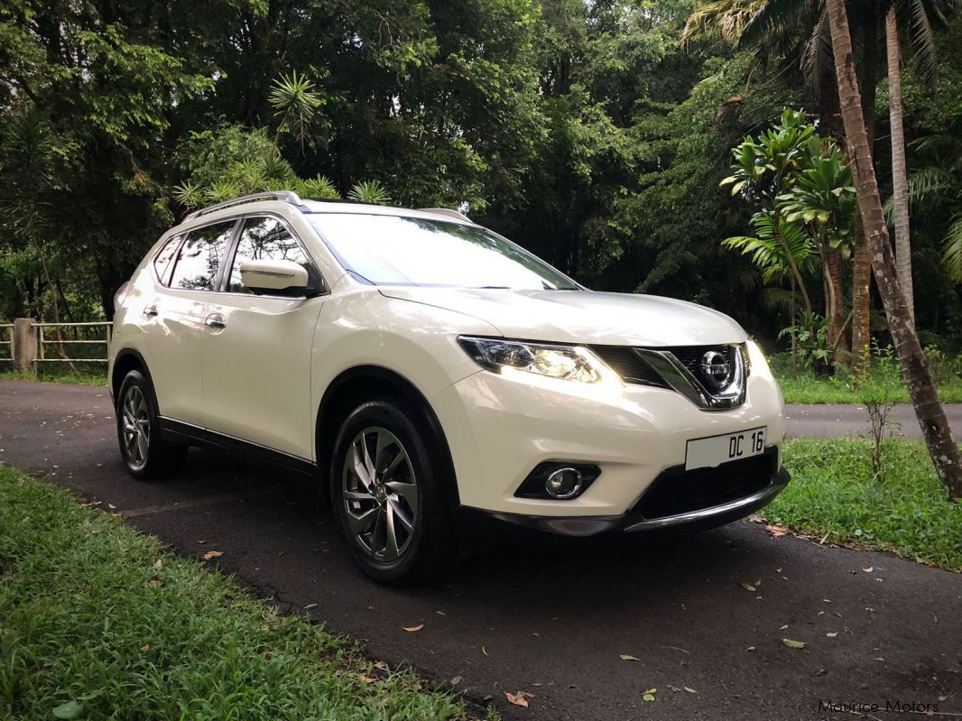 Nissan X trail in Mauritius