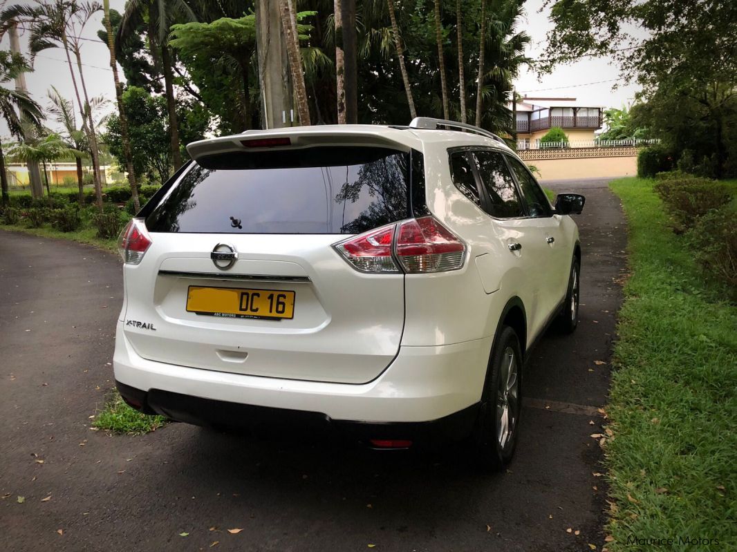 Nissan X trail in Mauritius