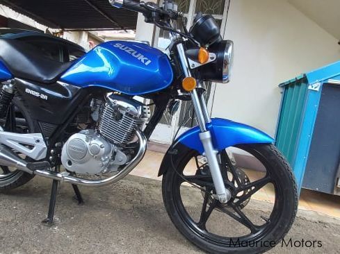 Suzuki En 125 in Mauritius