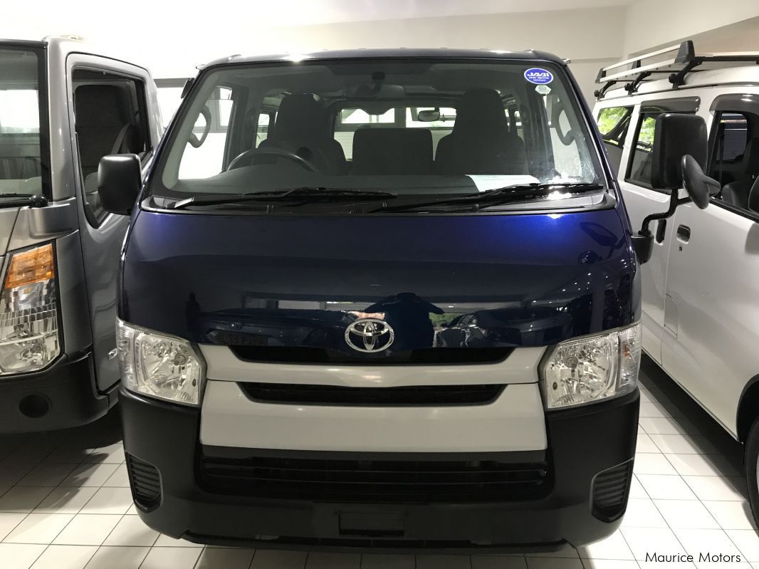 Toyota HIACE - DARK BLUE in Mauritius