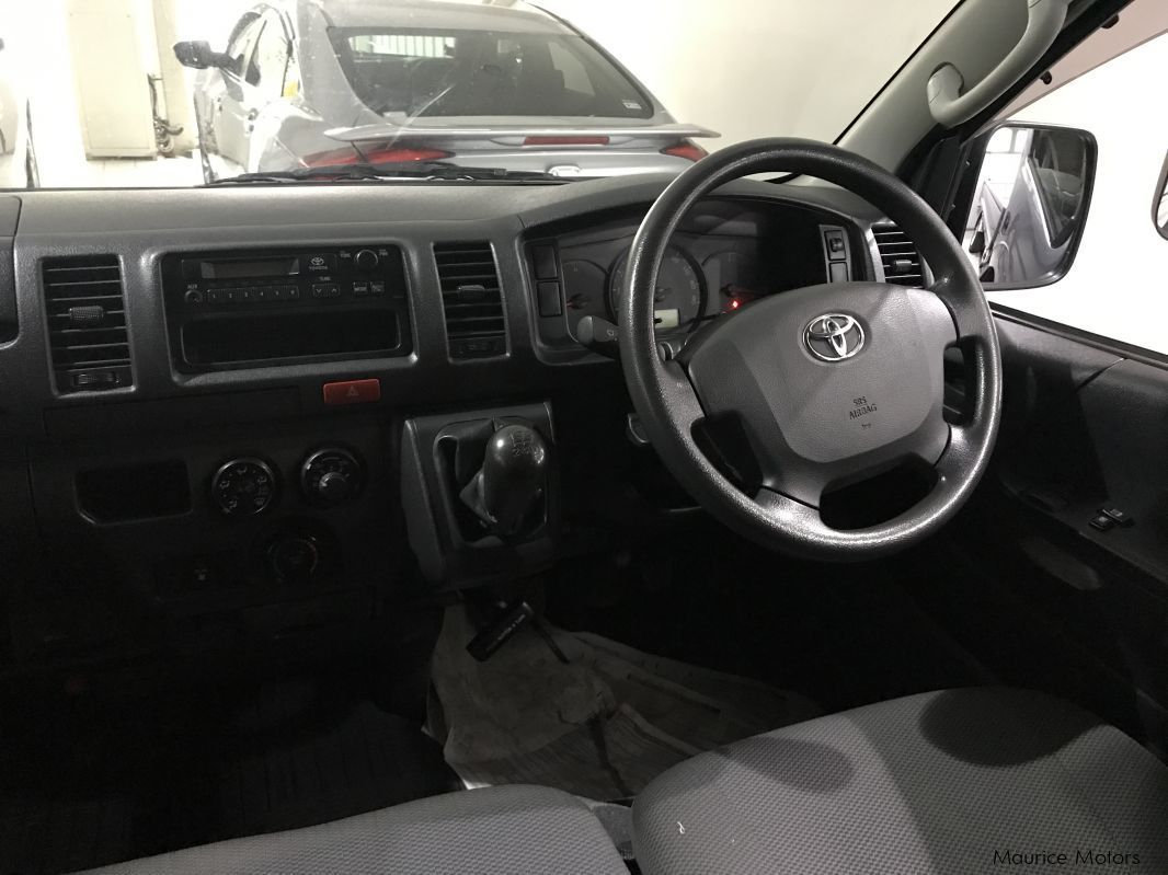 Toyota HIACE - DARK BLUE in Mauritius