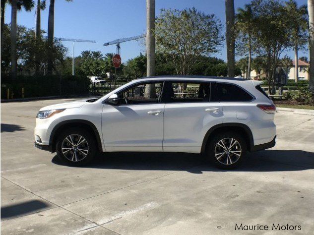 Toyota Highlander in Mauritius