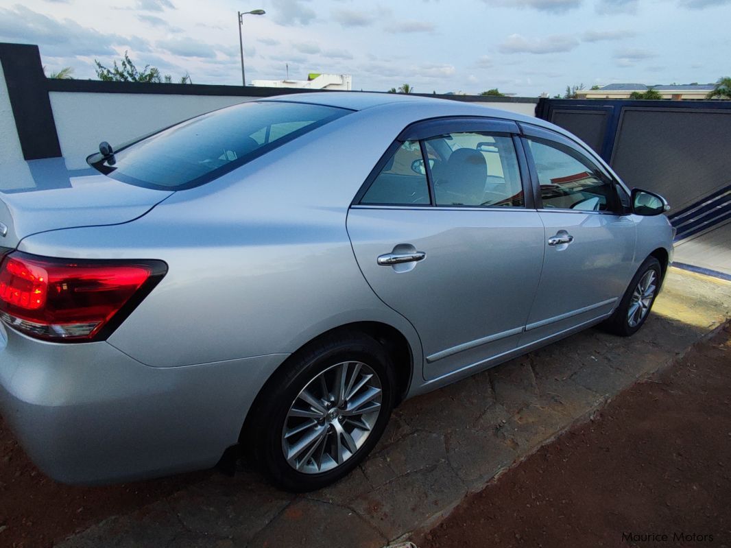 Toyota Premio F package in Mauritius