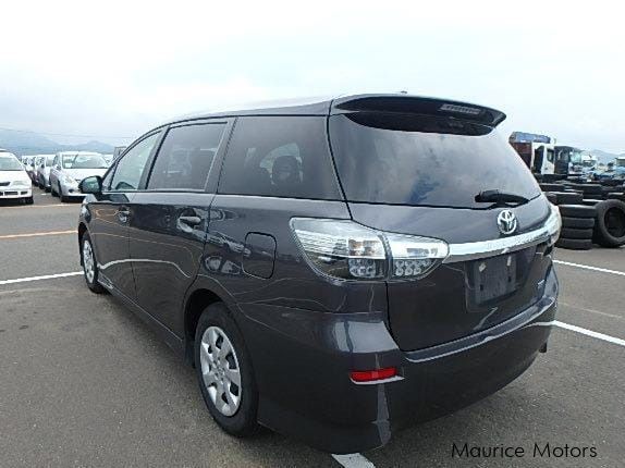 Toyota Wish X in Mauritius