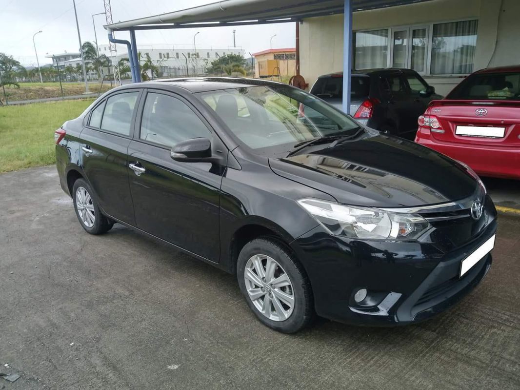 Toyota Yaris Sedan G in Mauritius