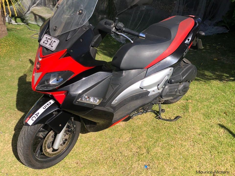 Aprilia Sr max in Mauritius