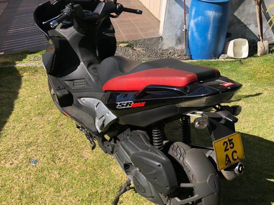 Aprilia Sr max in Mauritius