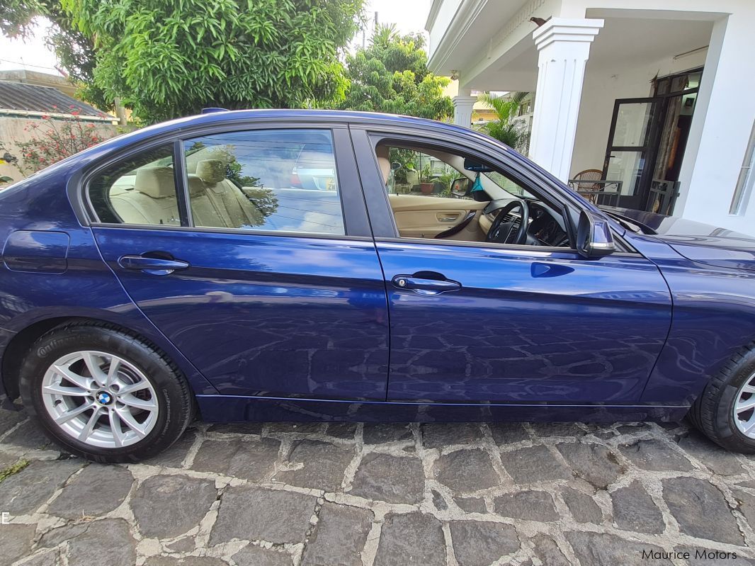 BMW 318i Luxury line in Mauritius