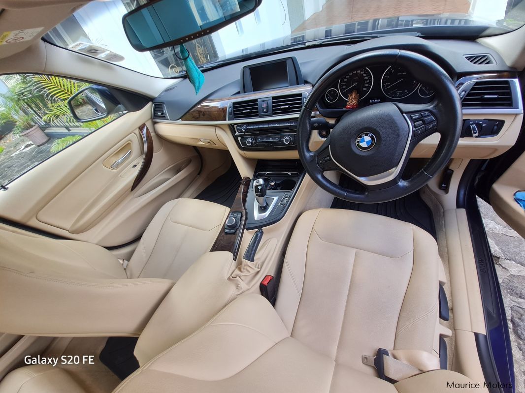 BMW 318i Luxury line in Mauritius