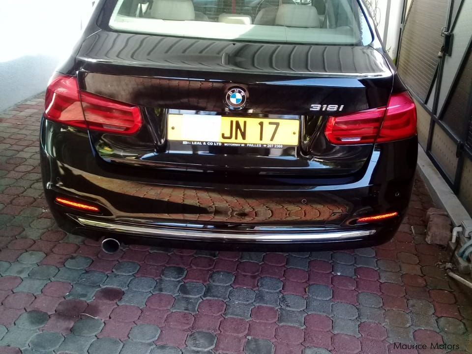 BMW 318i in Mauritius