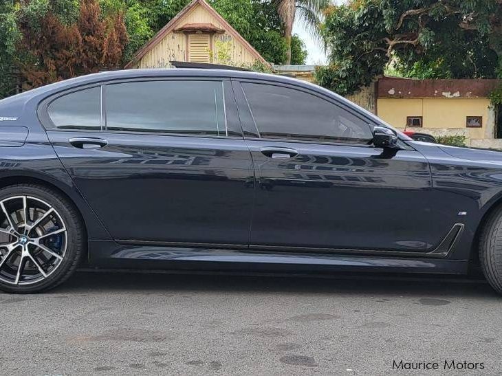 BMW 740Le in Mauritius