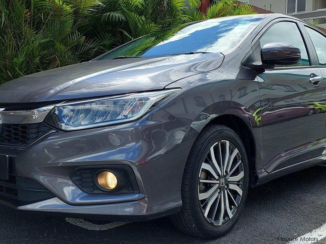 Honda Ballade Executive in Mauritius