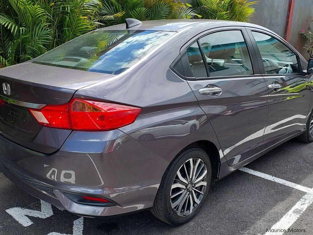 Honda Ballade Executive in Mauritius