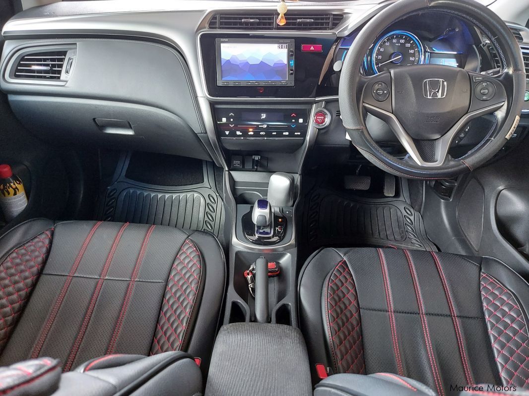 Honda Grace Ex in Mauritius