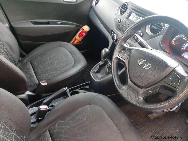 Hyundai GRAND I10 in Mauritius