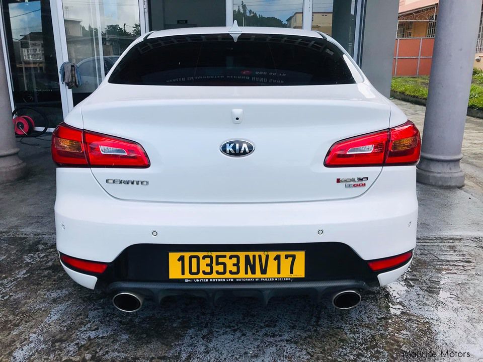 Kia CERATO KOUP 1.6 T-GDI SUNROOF  in Mauritius