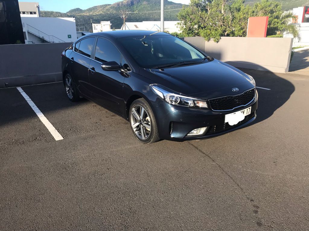 Kia cerato rs