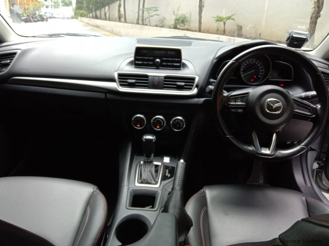 Mazda 3 SkyActiv in Mauritius