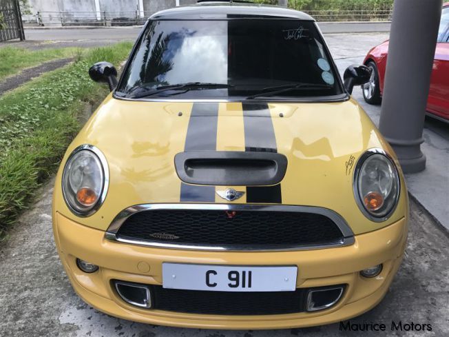 Mini COOPER S John cooper works in Mauritius