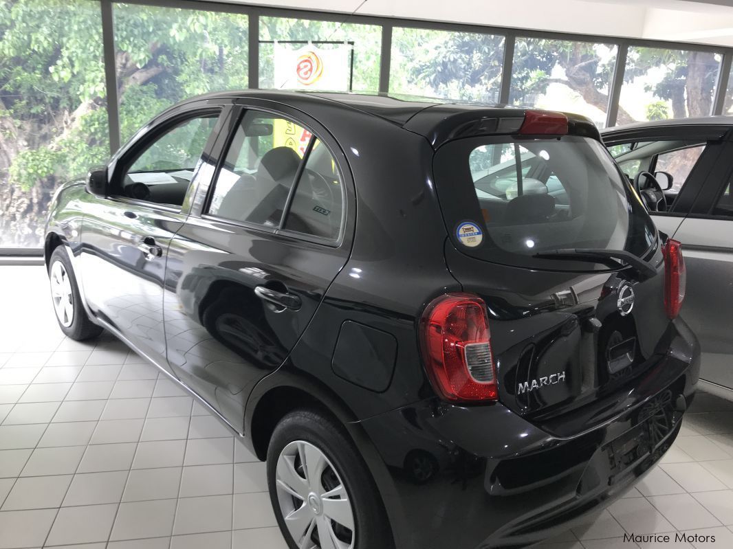 Nissan MARCH - BLACK in Mauritius