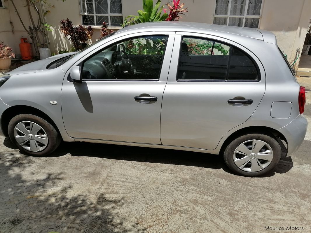 Nissan Micra Ak13 in Mauritius