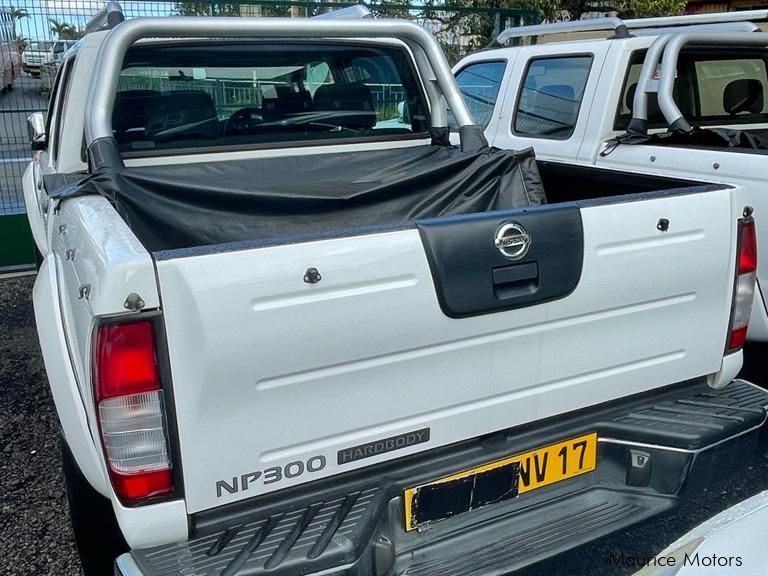 Nissan np300 in Mauritius