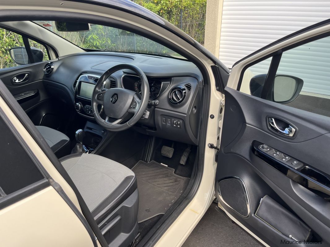 Renault Captur intens 1.2 in Mauritius