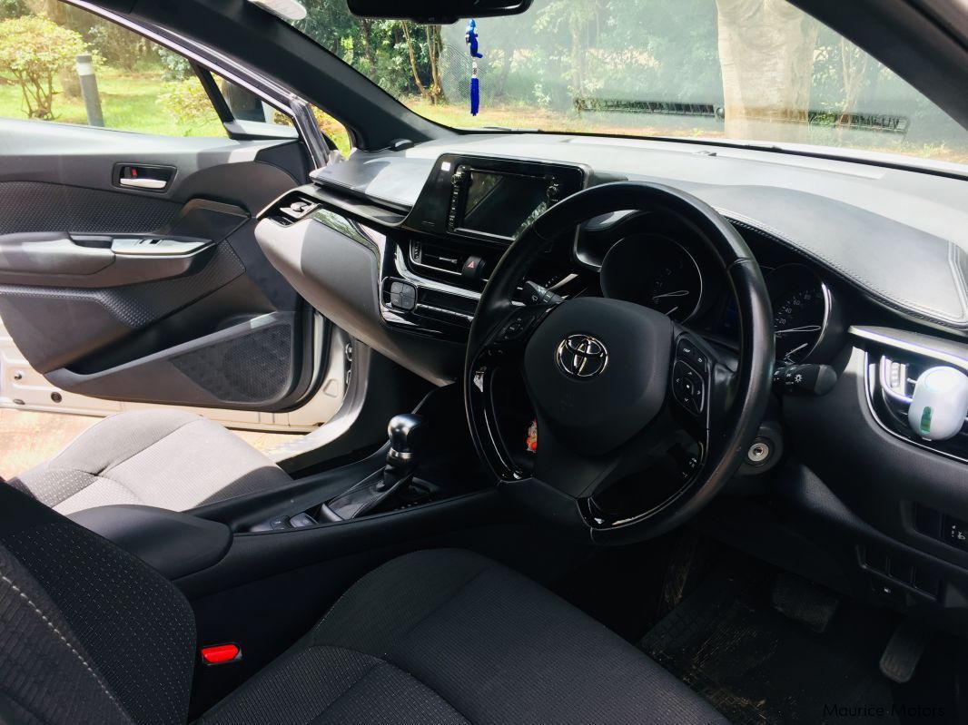 Toyota C-HR 1.2 Deluxe Turbo in Mauritius