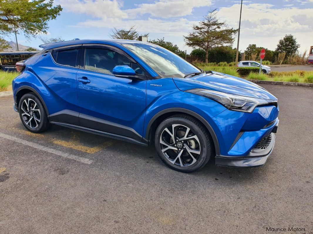 Toyota CHR 1.8 Hybrid G Package LED Edition in Mauritius
