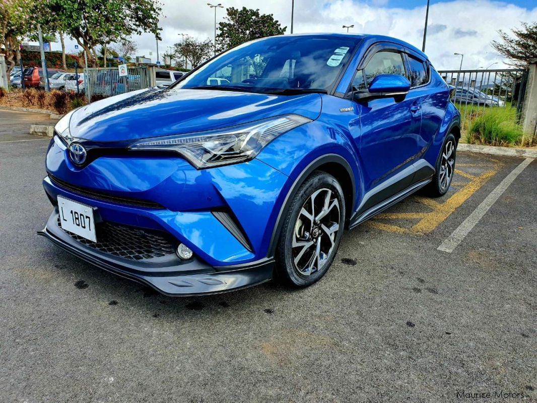 Toyota CHR 1.8 Hybrid G Package LED Edition in Mauritius