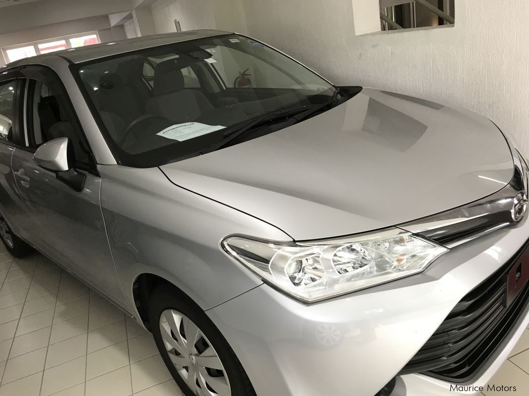 Toyota COROLLA AXIO - SILVER in Mauritius