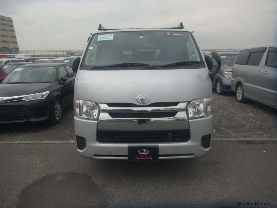 Toyota Hiace Goods Vehicle GL Pk in Mauritius