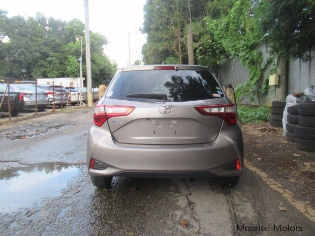 Toyota Vitz 1320 CC in Mauritius