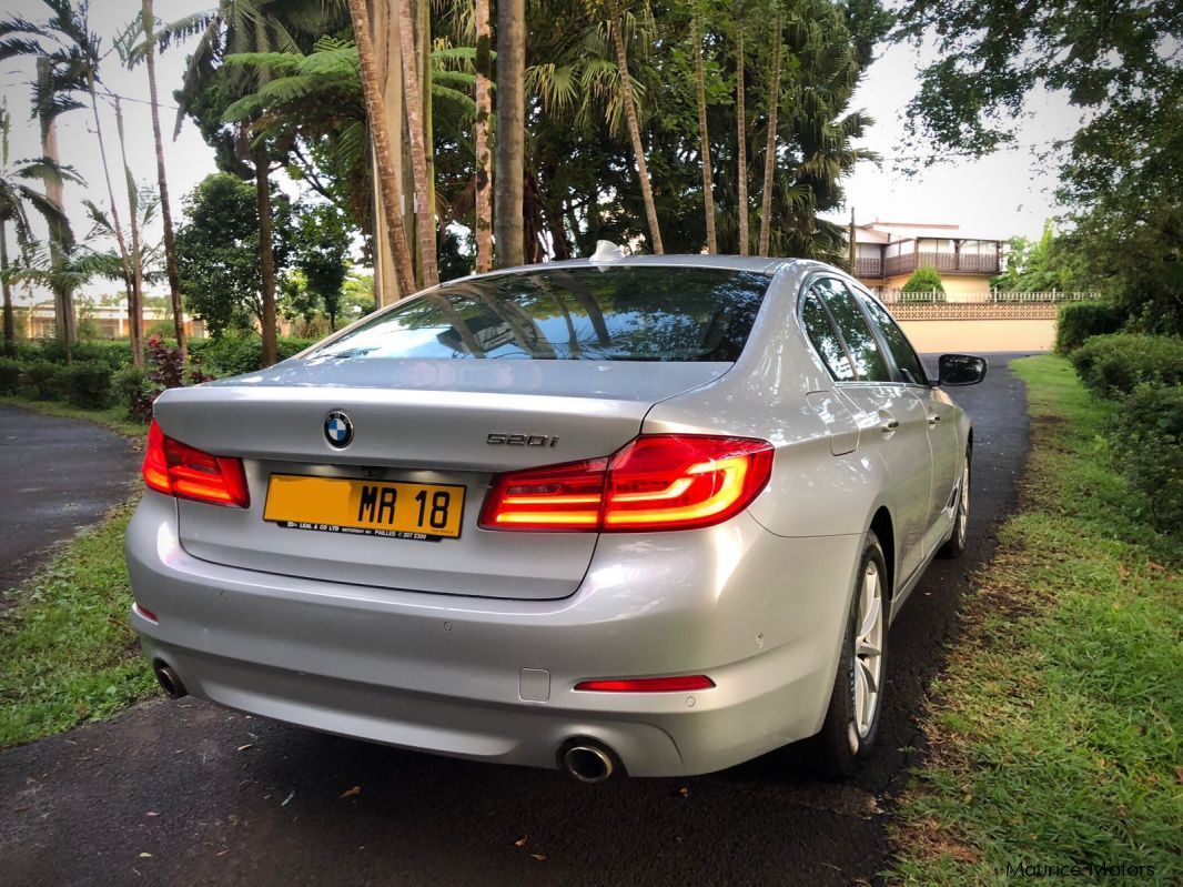 BMW 520i in Mauritius