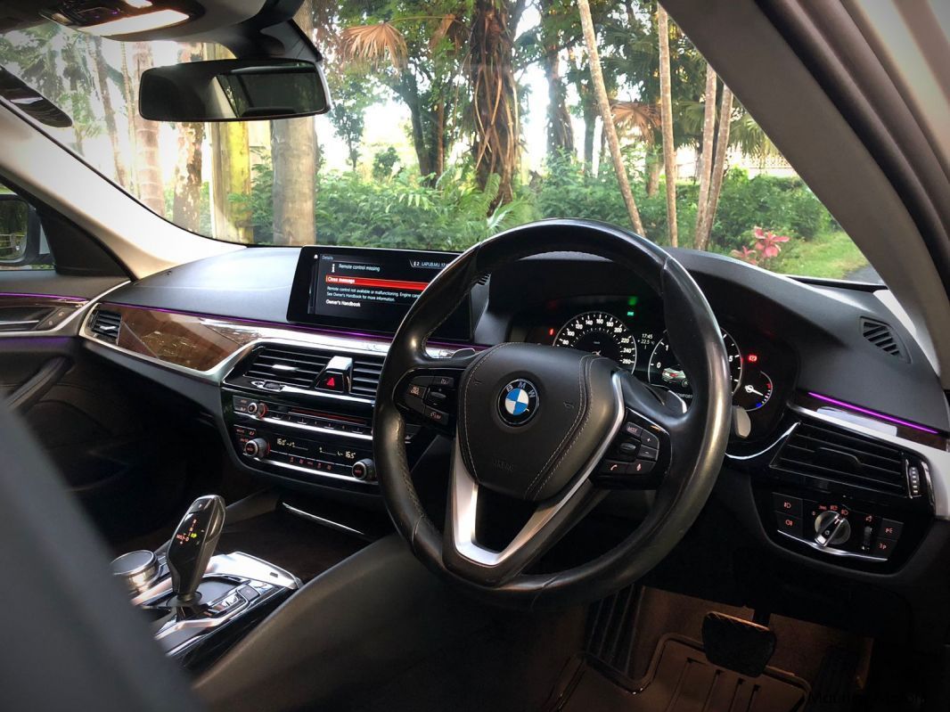 BMW 520i in Mauritius