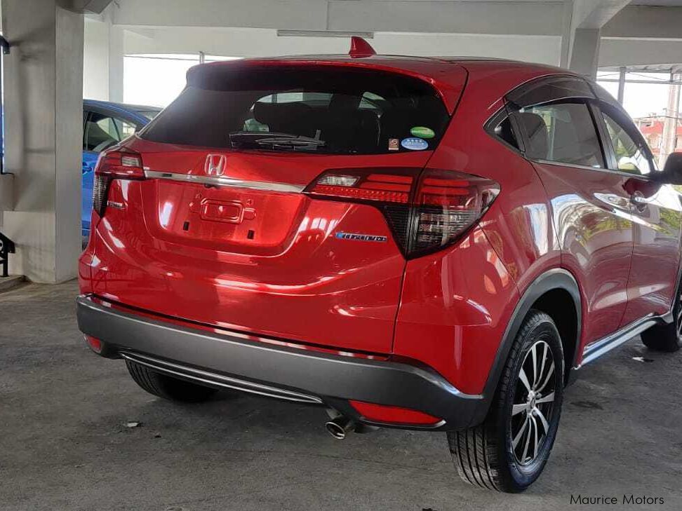 Honda Vezel X Hybrid in Mauritius