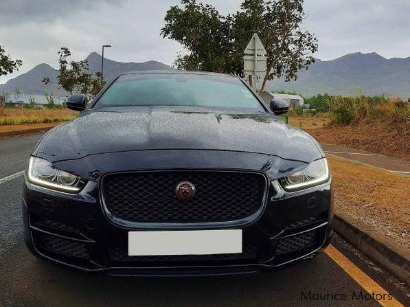 Jaguar XE 25T Pure (Auto) in Mauritius