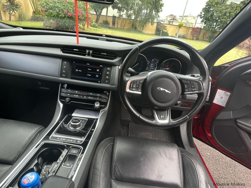 Jaguar XF in Mauritius