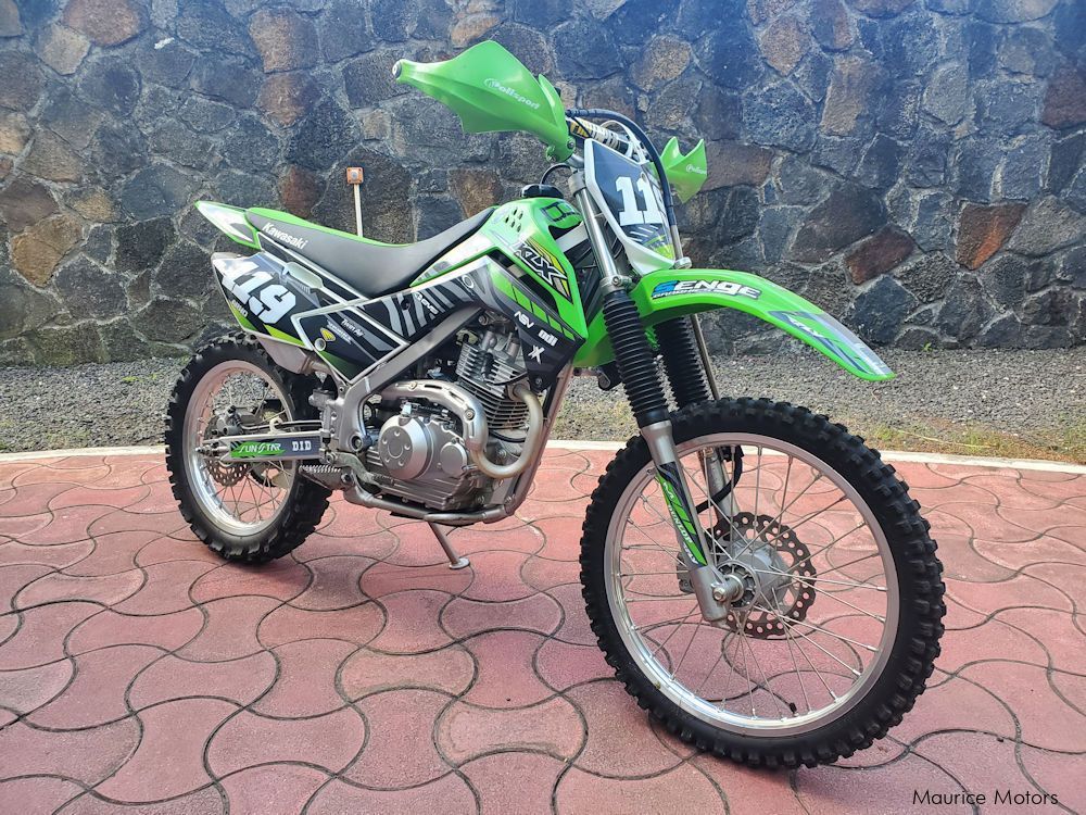 Kawasaki KLX140 in Mauritius