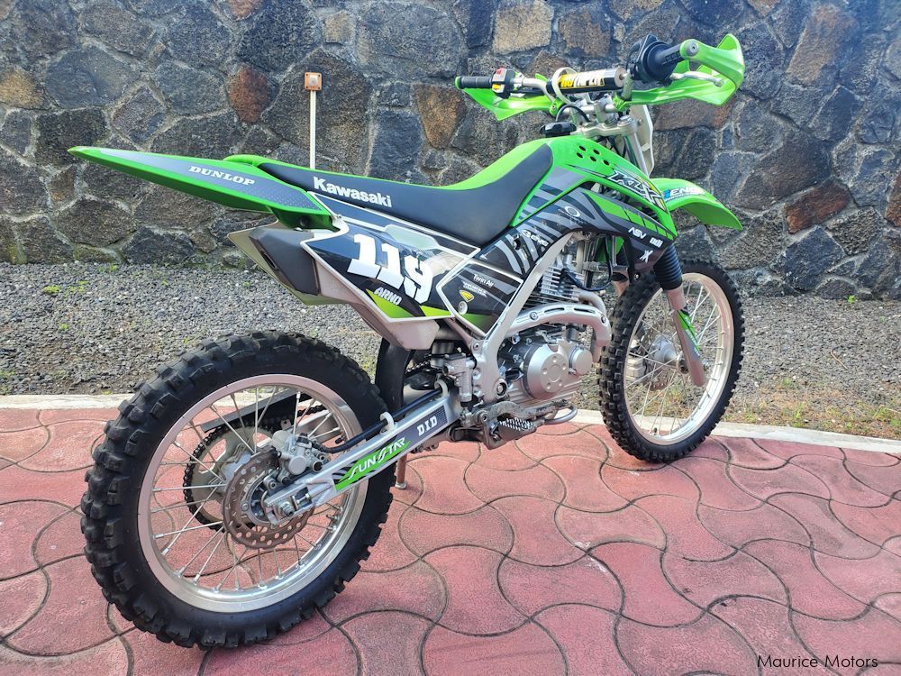 Kawasaki KLX140 in Mauritius